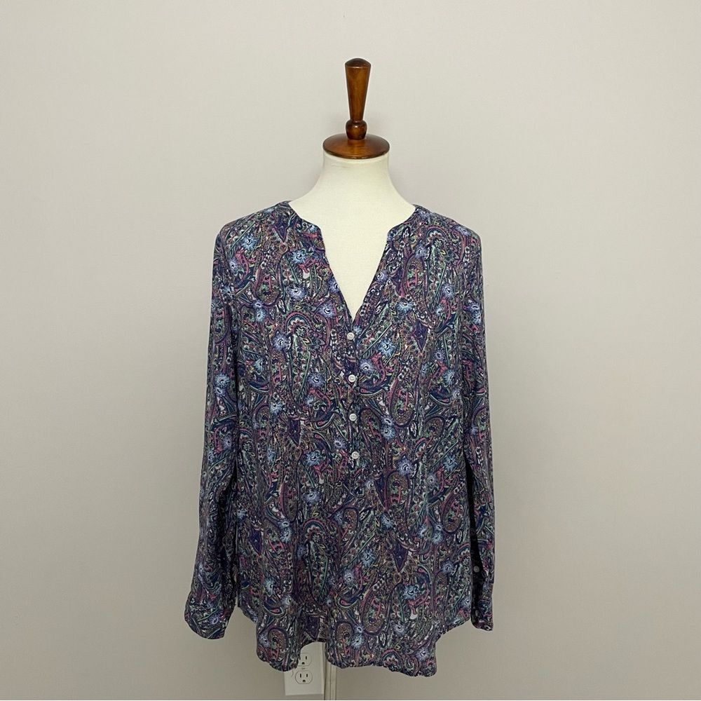 Lane Bryant Top Paisley Roll Tab Sleeves Lightweight Split Neckline Purple Pink